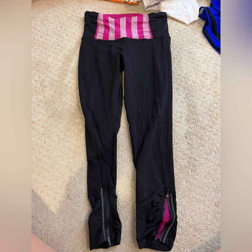 Black Lululemon Cropped Leggings